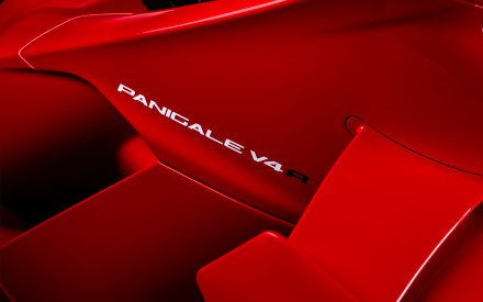 Ducati World Première 2026 - Έρχεται νέο Panigale V4R
