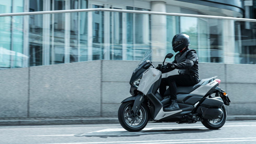 YAMAHA XMAX 300 Tech MAX - Τώρα με Δώρο Keyless Βαλίτσα αξίας 920 €