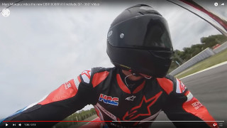 Ο Marc Marquez οδηγεί το Honda CBR1000RR-R Fireblade SP - 360° Video