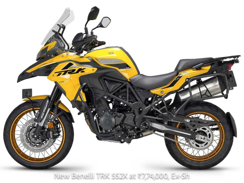 Benelli TRK 552 και 552X - Νέοι διάδοχοι με καινούργιο κινητήρα και πλούσιο εξοπλισμό