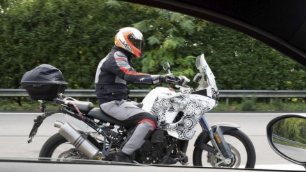 MV Agusta ή Cagiva Elefant;! - Οι πρώτες “κατασκοπικές” φωτογραφίες νέας Adventure μοτοσυκλέτας