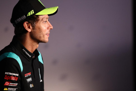 Πως ο Valentino Rossi κράτησε ως επτασφράγιστο μυστικό την απόφασή του να σταματήσει
