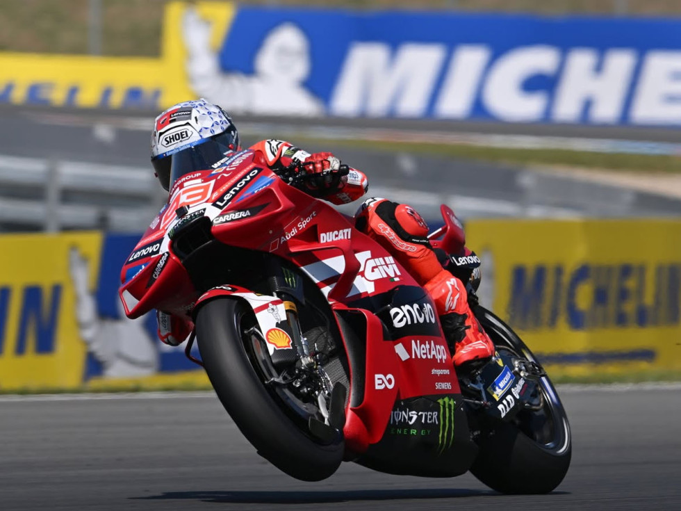 MotoGP 2026, 9ος Αγώνας, Τσεχία - Νικητής ο Marc Marquez υπό την πίεση του Ai Ogura!