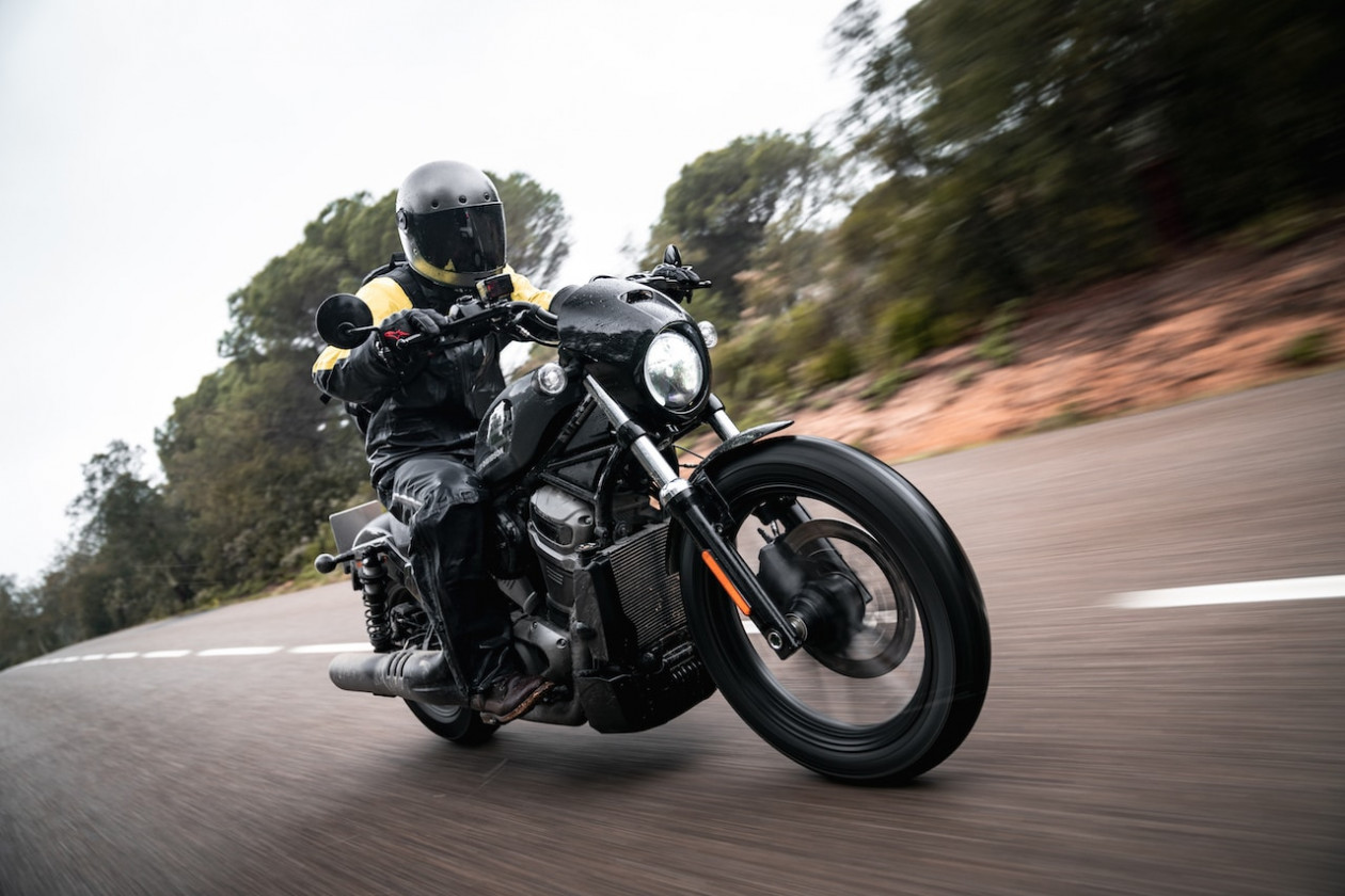 Test - Harley-Davidson Nightster 2022 – Αποστολή στην Ισπανία