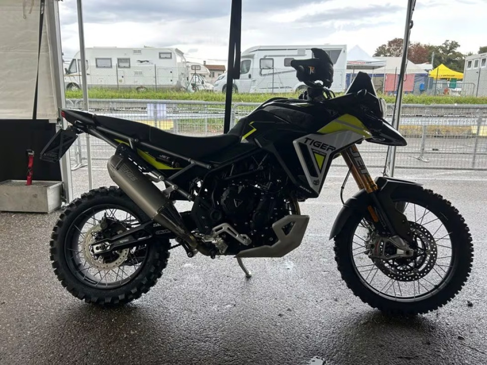 Είναι αυτή η Triumph Tiger 900 Rally Desert 2026;