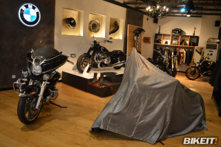 BMW Βαγιανέλης - Το πρώτο BMW Heritage shop-in-shop κι ένα μοναδικό R 18 Custom Bobber