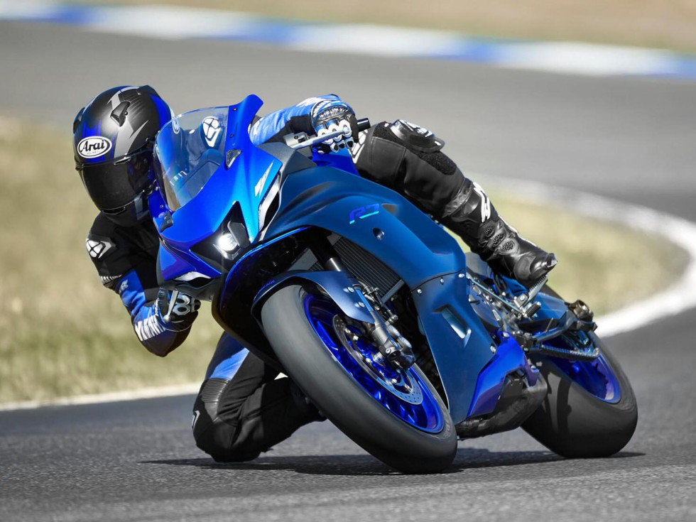 Yamaha - Με τον κινητήρα του R7 στη Moto3