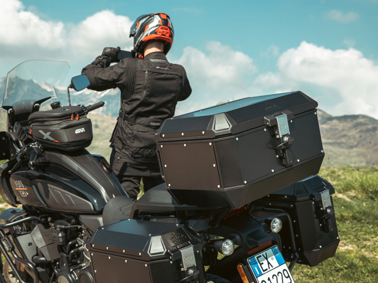 Givi Alaska Trekker - Διαχρονικός σύντροφος στο ταξίδι