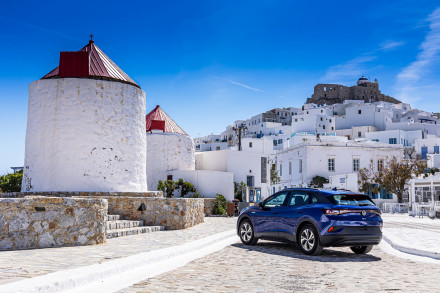 Kosmocar - Παρέδωσε τα πρώτα ηλεκτρικά αυτοκίνητα Volkswagen ID σε ιδιώτες στην Αστυπάλαια