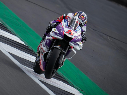 MotoGP22 – Συνεχείς ανατροπές και Pole Position για τον Zarco στο Silverstone