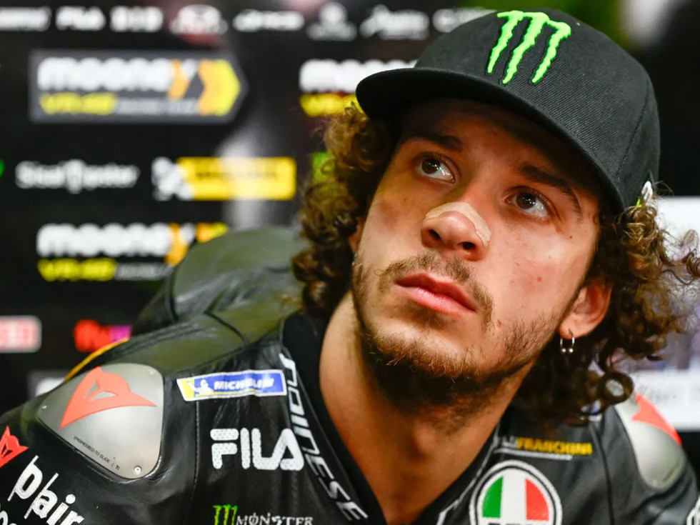 MotoGP, Ινδονησία – Τραυματίας και με νέα πτώση μεν, 3ος δε της Παρασκευής ο Marco Bezzecchi!