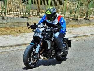 Moto Petsas - Test Ride με την οικογένεια των CL-X της CFMOTO