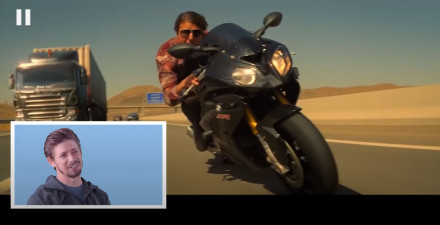 O Casey Stoner σχολιάζει κινηματογραφικές σκηνές δράσης με μοτοσυκλέτες