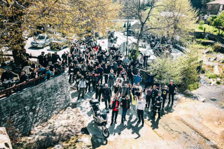 Κυρατζήδων Μονοπάτια: Διαδρομές στην παράδοση