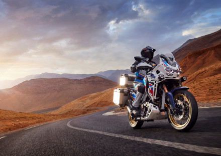 Honda – «Δεν μας ενδιαφέρει ο πόλεμος των αλόγων, ούτε και τους πελάτες μας»