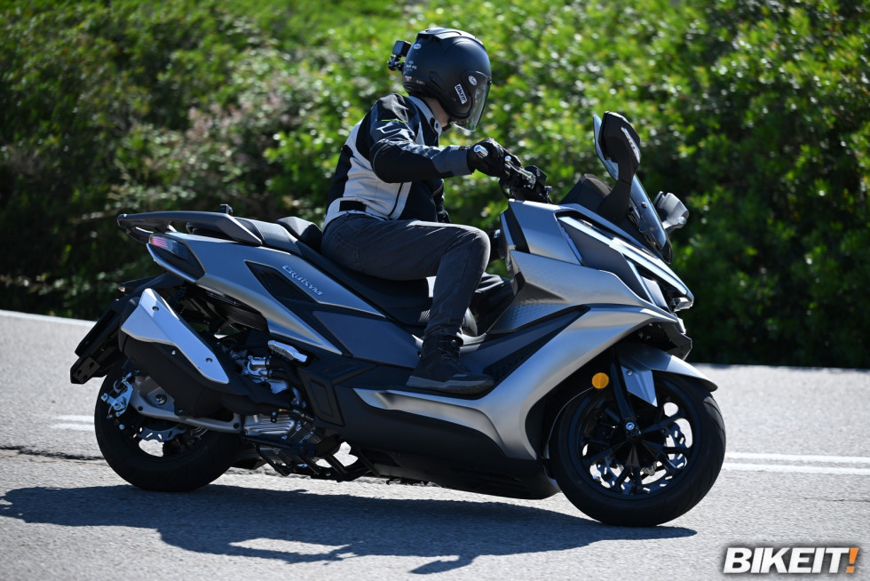 Test – SYM Cruisym 400 TCS 2026 – Πρώτη δοκιμή – Αποστολή στην Σαρδηνία