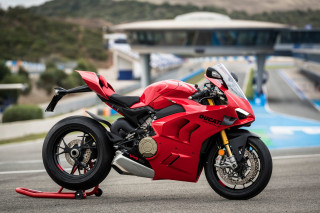 Ρεπορτάζ - Αποστολή Ducati Panigale V4 S 2022, Jerez