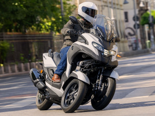Yamaha Tricity 300 2026 - Τώρα και με αερόσακο!