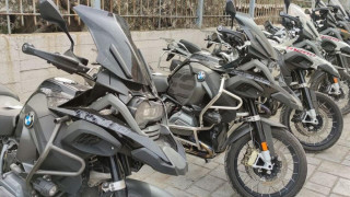 ΕΛ.ΑΣ. - Εντόπισε αποθήκη με κλεμμένες μοτοσυκλέτες μεγάλης αξίας στο Μενίδι