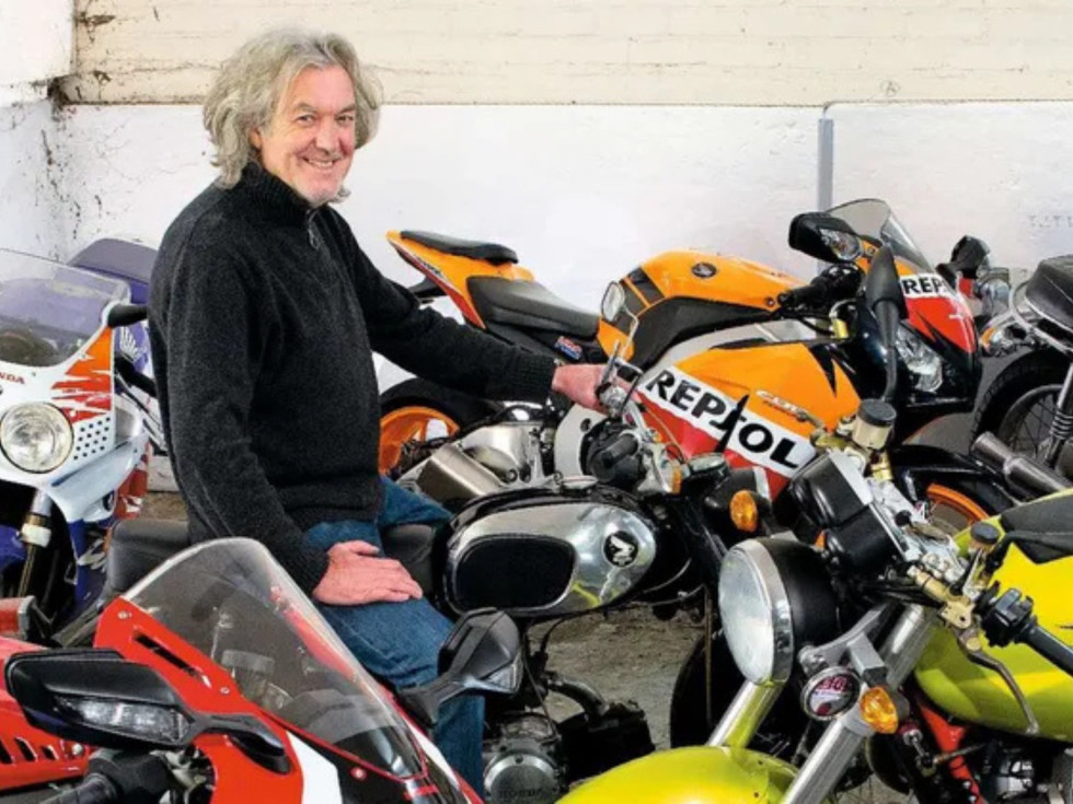 Πρόστιμο για ανασφάλιστη μοτοσυκλέτα στον παρουσιαστή του Top Gear James May