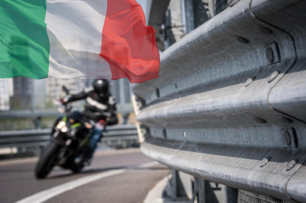 H Ιταλία επενδύει 300 εκατομμύρια για την οδική ασφάλεια των μοτοσυκλετιστών της