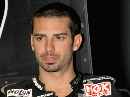 MotoGP – Κατακραυγή για Melandri. «Έκανα πλάκα», απαντά ο Ιταλός.