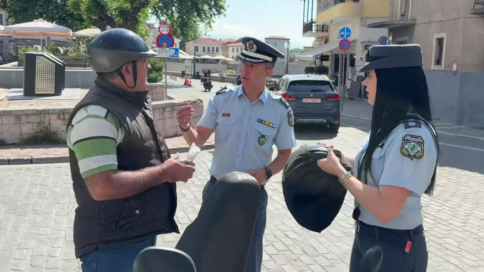 Μηδενική ανοχή στη μη χρήση κράνους - Πάνω από 1.100 παραβάσεις την 24η εβδομάδα ελέγχων