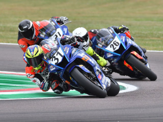 CIV Yamaha R7 Cup 2026 - Σημαντική πρόοδος για τον Κωνσταντίνο Μαυρόπουλο στην Imola