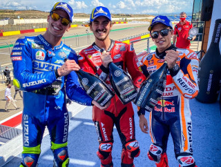 MotoGP 2021 13ος Αγώνας Aragon (Ισπανία) – Φοβερή μάχη Bagnaia-Marquez με τον Ιταλό να παίρνει την 1η του νίκη στο MotoGP!