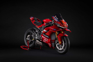 Ducati Panigale V4 Márquez 2025 World Champion Replica - Και όποιος προλάβει