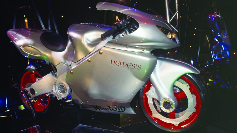 Norton Nemesis V8 - Επιστρέφει για να γράψει ρεκόρ