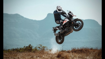 KTM 390 Adventure, by Adam Riemann - Motology Video - BIKEIT!