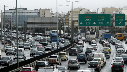 Έρευνα: Η Αθήνα, ανάμεσα στις χειρότερες πόλεις του κόσμου για τους οδηγούς