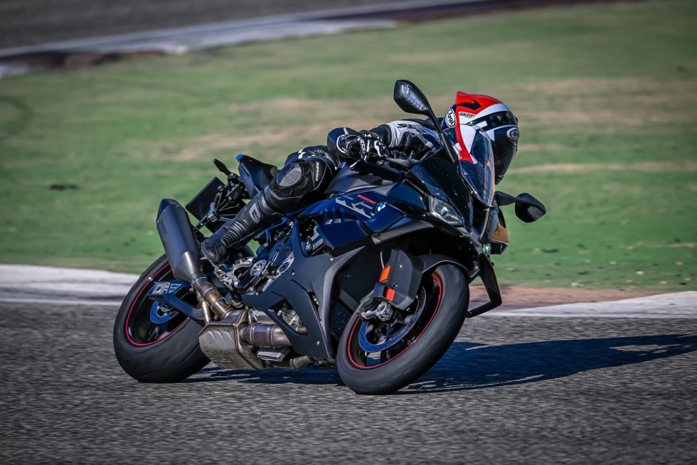 Test – BMW S 1000 RR 2025 – Αποστολή στην Ισπανία