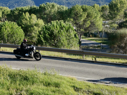 BMW Motorrad – Τo R18 σε διαφορετικές "εκδόσεις" δοκιμάζεται στον δρόμο – Κατασκοπικές φωτογραφίες