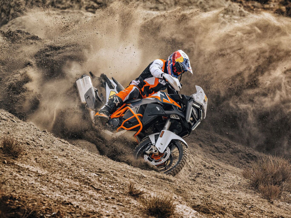 KTM 1390 Super Adventure R 2025 - Έτοιμο για κάθε σημείο του χάρτη