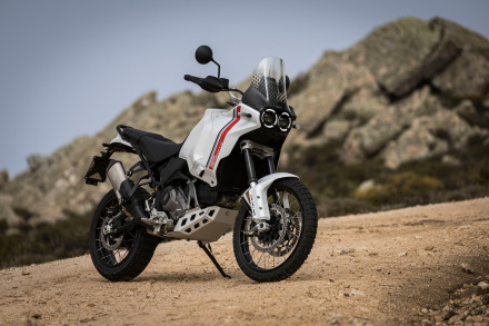 Ducati DesertX – Η έμπνευση, σχεδίαση και δημιουργία του σε ένα βίντεο