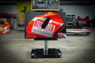 Πωλείται κομμάτι φέρινγκ από τη Ducati GP9 του Casey Stoner