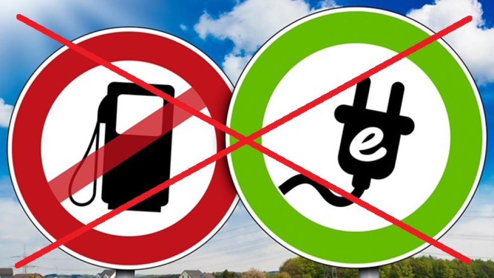 Πάει «κουβά» η απαγόρευση κινητήρων καύσης – Πιθανή η αναβολή και μετά το 2035