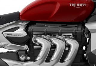 Triumph Rocket 3 – Πρόσκληση στα επίσημα αποκαλυπτήρια στην Αθήνα