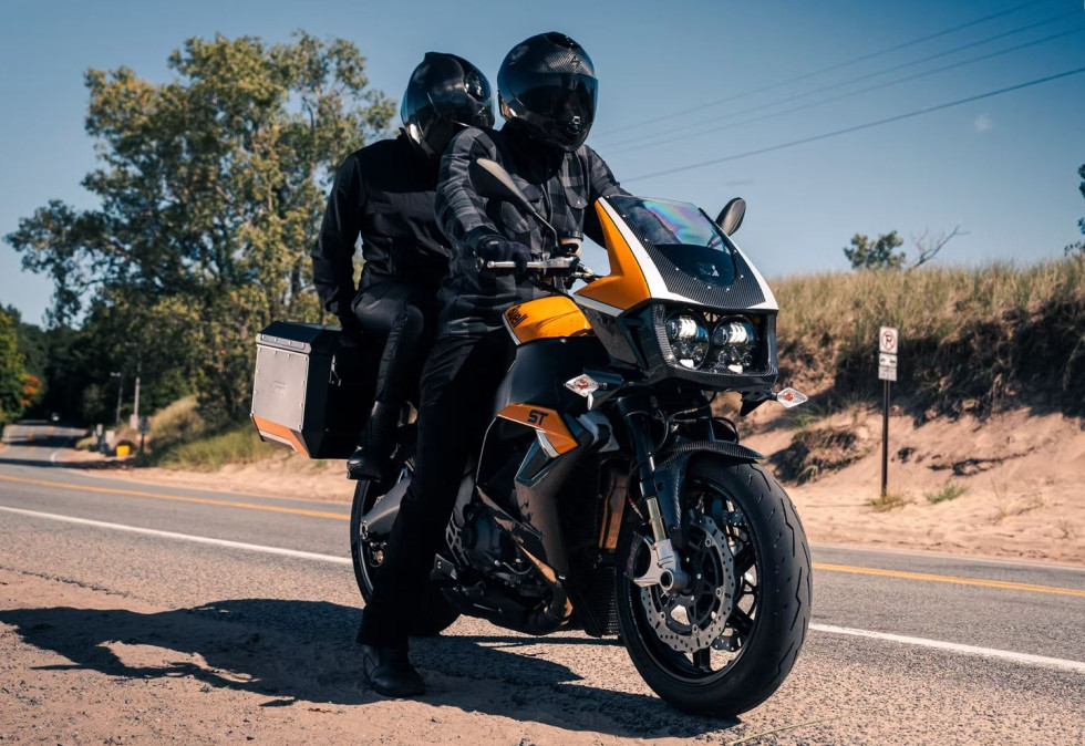 Buell Supertouring - Επιτέλους στην παραγωγή