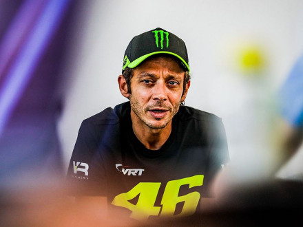 Valentino Rossi - Σε ποιον αναβάτη έστειλε μήνυμα μετά το Qatar