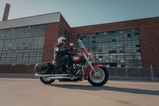 Harley-Davidson Hydra-Glide Revival - Συλλεκτική επετειακή Αμερικάνα