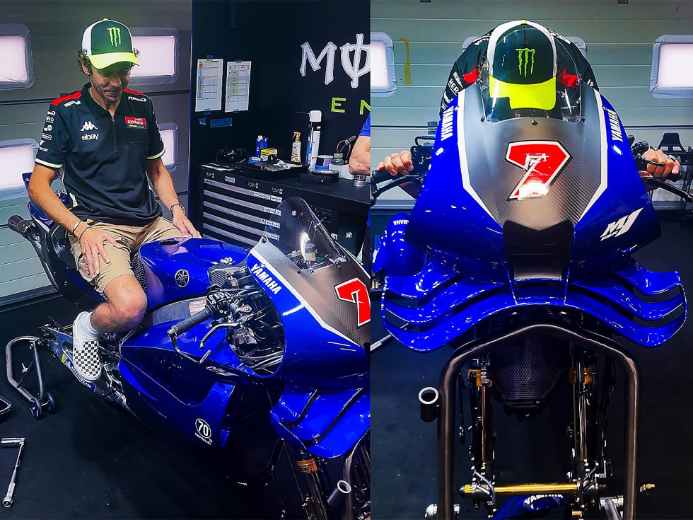 Valentino Rossi - Στη σέλα του νέου YZR-M1 έστω και... στατικά