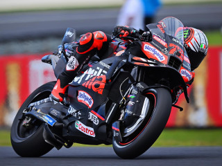 MotoGP 2025 - Απόλυτη επικράτηση Bezzecchi στο Sprint του Phillip Island