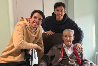 Τα αδέλφια Marquez αποχαιρετούν τον παππού τους Ramon