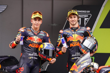 Καταλονία Moto2: Εύκολη νίκη για τον Remy Gardner! Το 1-2 έκανε η ομάδα του Ajo
