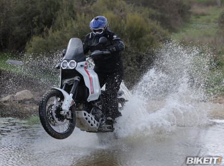 Test - Ducati DesertX - Αποστολή στην Σαρδηνία