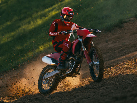 Ducati Desmo250 MX 2026 - Επέκταση στη motocross γκάμα των Ιταλών