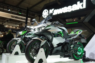 Kawasaki - Πήραν έγκριση οι πρώτες 2 ηλεκτρικές μοτοσυκλέτες